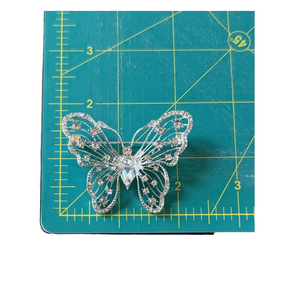NAPIER Butterfly Brooch Pin Silver Tone Clear Rhinestone Insect Signed - Picture 3 of 4